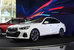 BMW 530i M Sport 2025 Lăn Bánh Việt Nam
