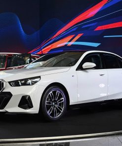 BMW 530i M Sport 2025 Lăn Bánh Việt Nam