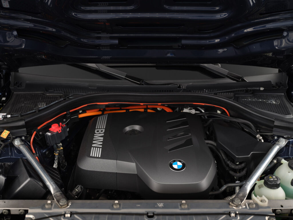 BMW X3 20 xDrive Động Cơ BMW X3 20 xDrive 2025