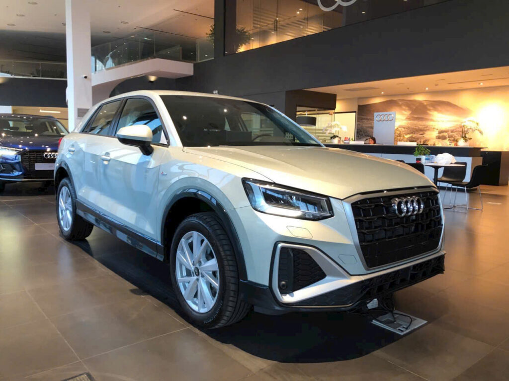 Bảng Giá Audi 2025: Khám Phá Giá Các Dòng Xe Audi Việt Nam Bảng Giá Audi 2025 Khám Phá Giá Xe Audi Q2 Việt Nam