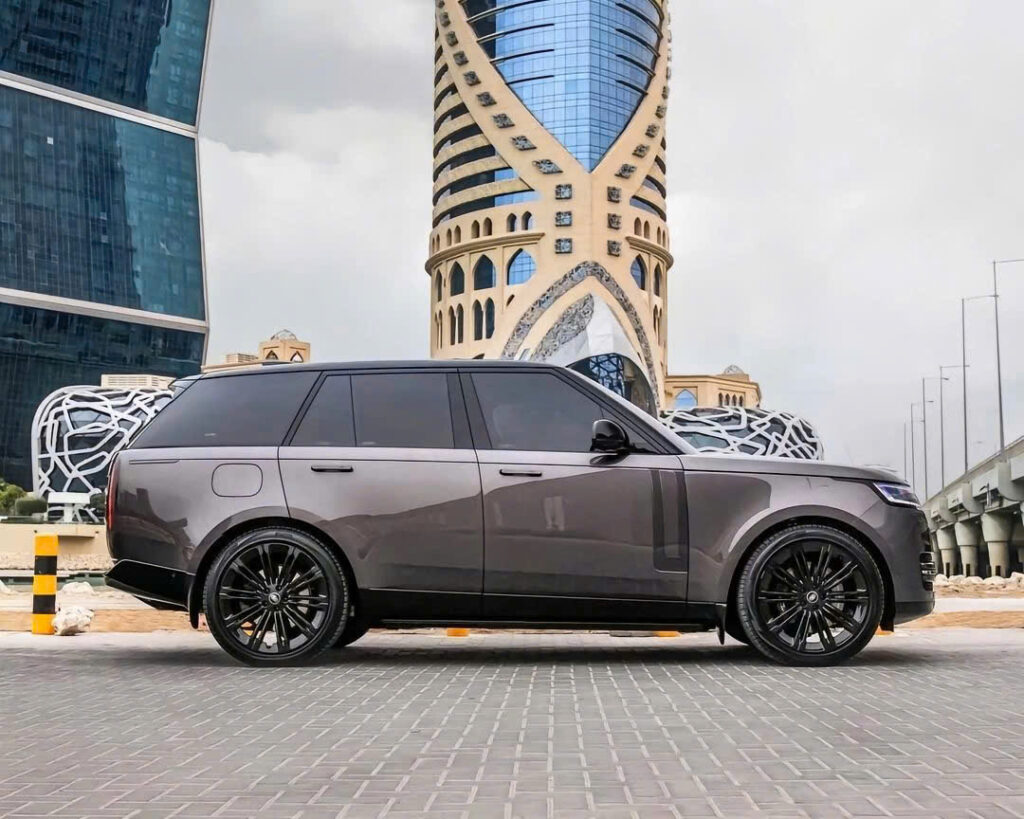 Bảng Giá Xe Land Rover Việt Nam – Đỉnh Cao SUV Hạng Sang Năm 2025 Bảng Giá Xe Land Rover Việt Nam