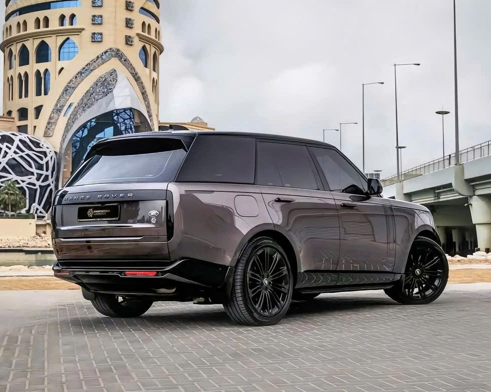 Bảng Giá Xe Land Rover Việt Nam – Đỉnh Cao SUV Hạng Sang Năm 2025 Bảng Giá Xe Land Rover Việt Nam