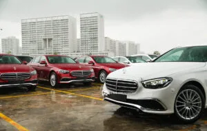 Giá Xe Mercedes E200 Exclusive