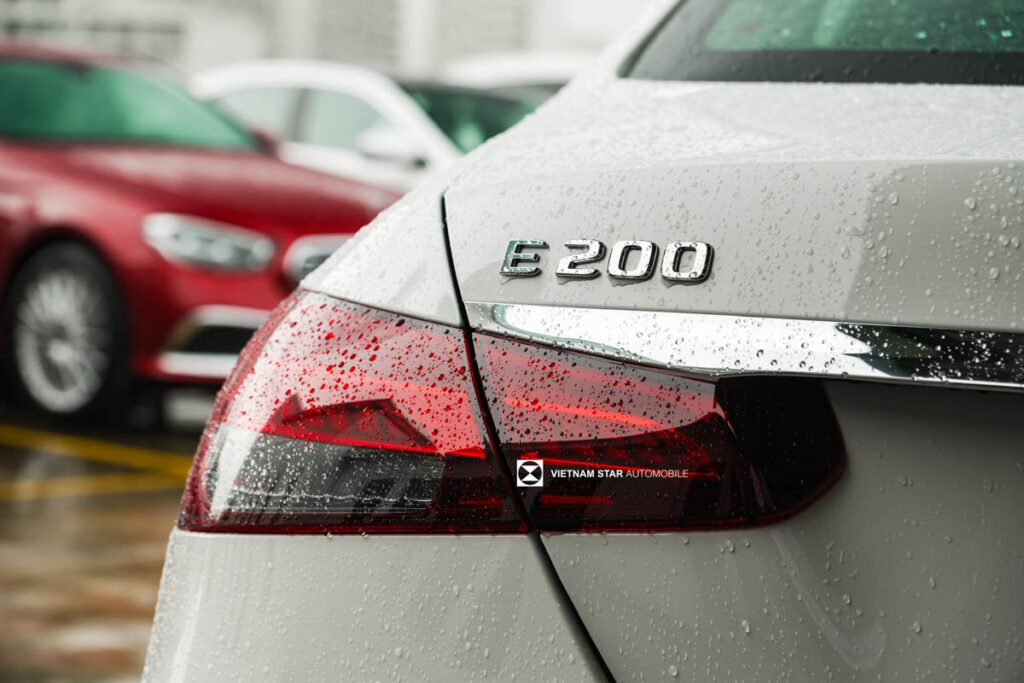 Giá Xe Mercedes E200 Exclusive | Khuyến Mãi Mới Nhất 2025 Giá Xe Mercedes E200 Exclusive