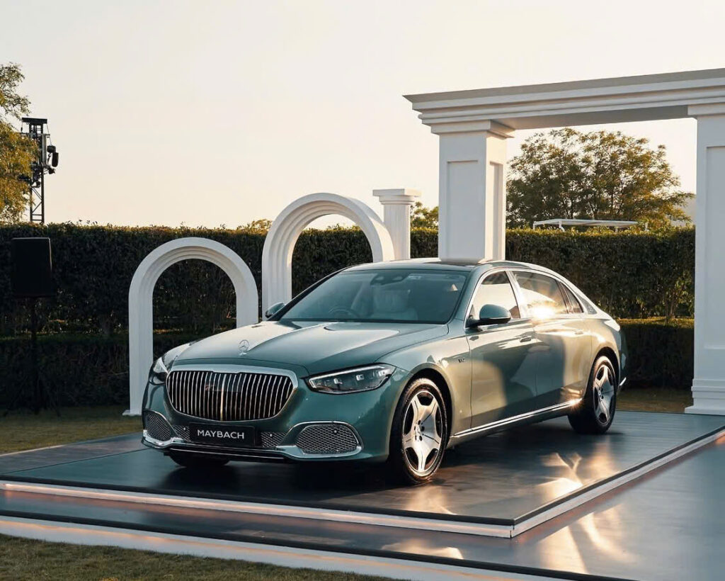 Khám Phá Giá Xe Mercedes-Maybach