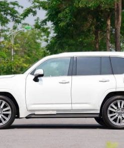 Ngoại thất xe Lexus LX 600 Urban