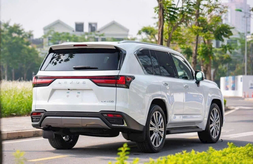 Lexus LX 600 Urban Ngoại thất xe Lexus LX 600 Urban