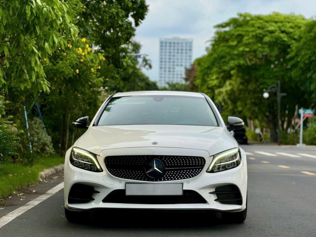 Mercedes C180 AMG | Đánh Giá Xe Và Khuyến Mãi Mới Nhất Đánh Giá Xe và Thông Số Mercedes C180 AMG