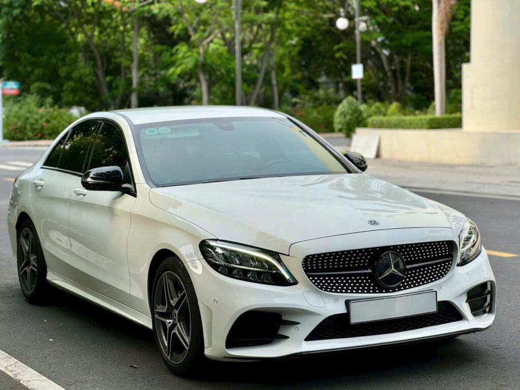 Mercedes C180 AMG | Đánh Giá Xe Và Khuyến Mãi Mới Nhất Mercedes C180 AMG Lăn Bánh Việt Nam