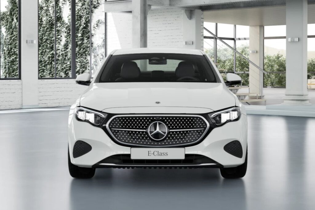 Giá Xe Mercedes E200 Avantgarde Tại Việt Nam