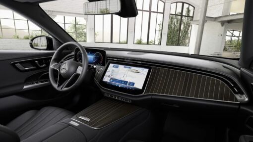 Mercedes E200 Avantgarde Nội Thất Màu Đen