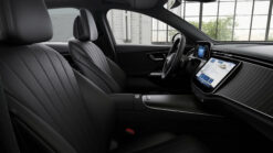 Mercedes E200 Avantgarde Nội Thất Màu Đen