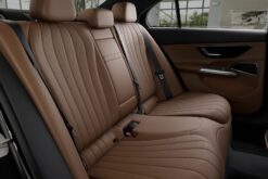 Mercedes E200 Avantgarde Noi That Mau Nau 4