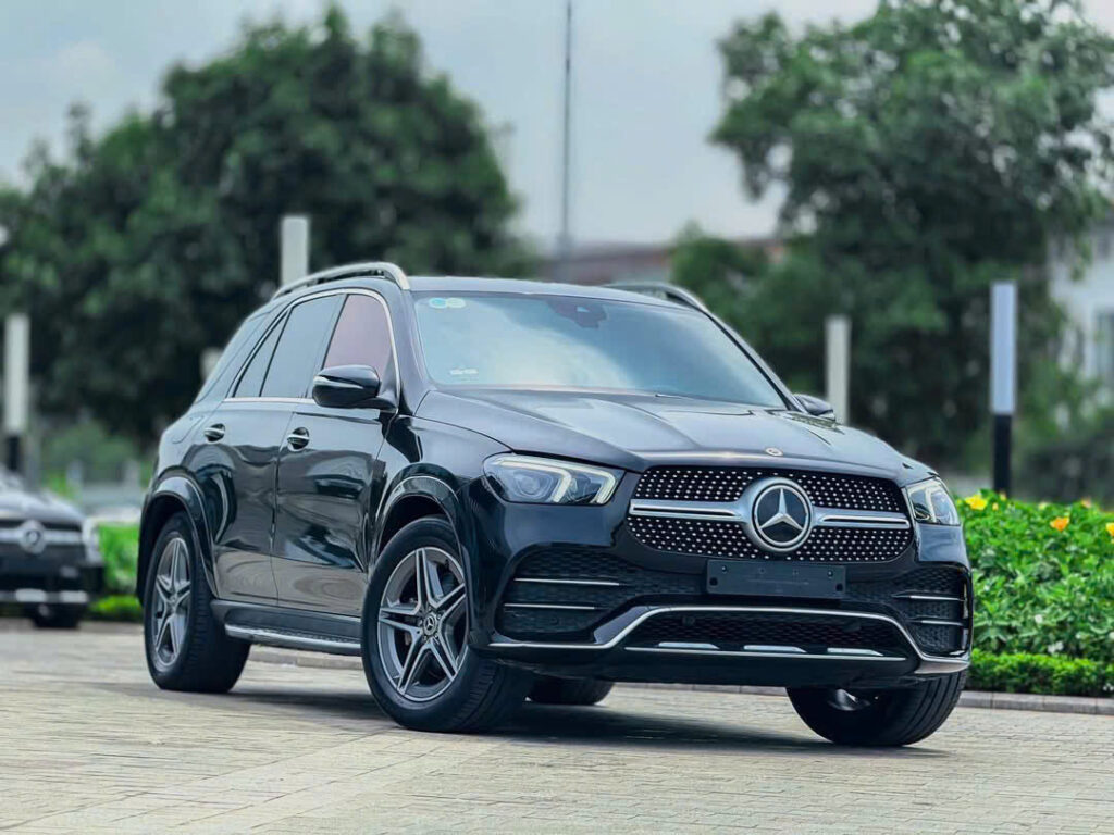 Mercedes GLE 450 4MATIC 2025 - Đánh Giá Chi Tiết SUV 5 Chỗ Giá 4 Tỷ Đồng Mercedes GLE 450 4MATIC 2025 - Đánh Giá Chi Tiết SUV 5 Chỗ Giá 4 Tỷ Đồng