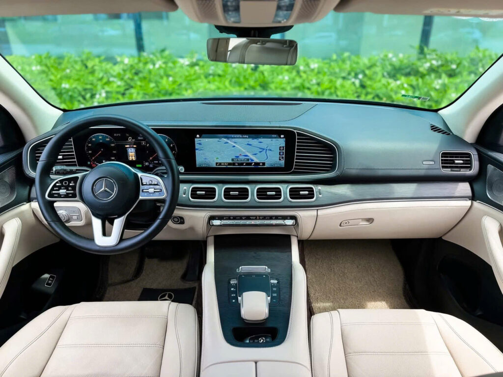 Mercedes GLE 450 4MATIC 2025 - Đánh Giá Chi Tiết SUV 5 Chỗ Giá 4 Tỷ Đồng Mercedes GLE 450 4MATIC 2025 - Đánh Giá Chi Tiết SUV 5 Chỗ Giá 4 Tỷ Đồng