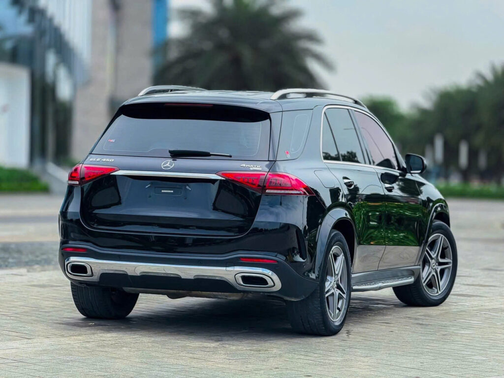 Mercedes GLE 450 4MATIC 2025 - Đánh Giá Chi Tiết SUV 5 Chỗ Giá 4 Tỷ Đồng Mercedes GLE 450 4MATIC 2025 - Đánh Giá Chi Tiết SUV 5 Chỗ Giá 4 Tỷ Đồng