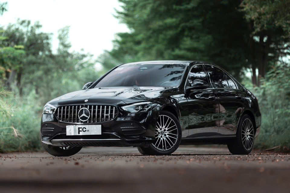 Mercedes Sài Gòn