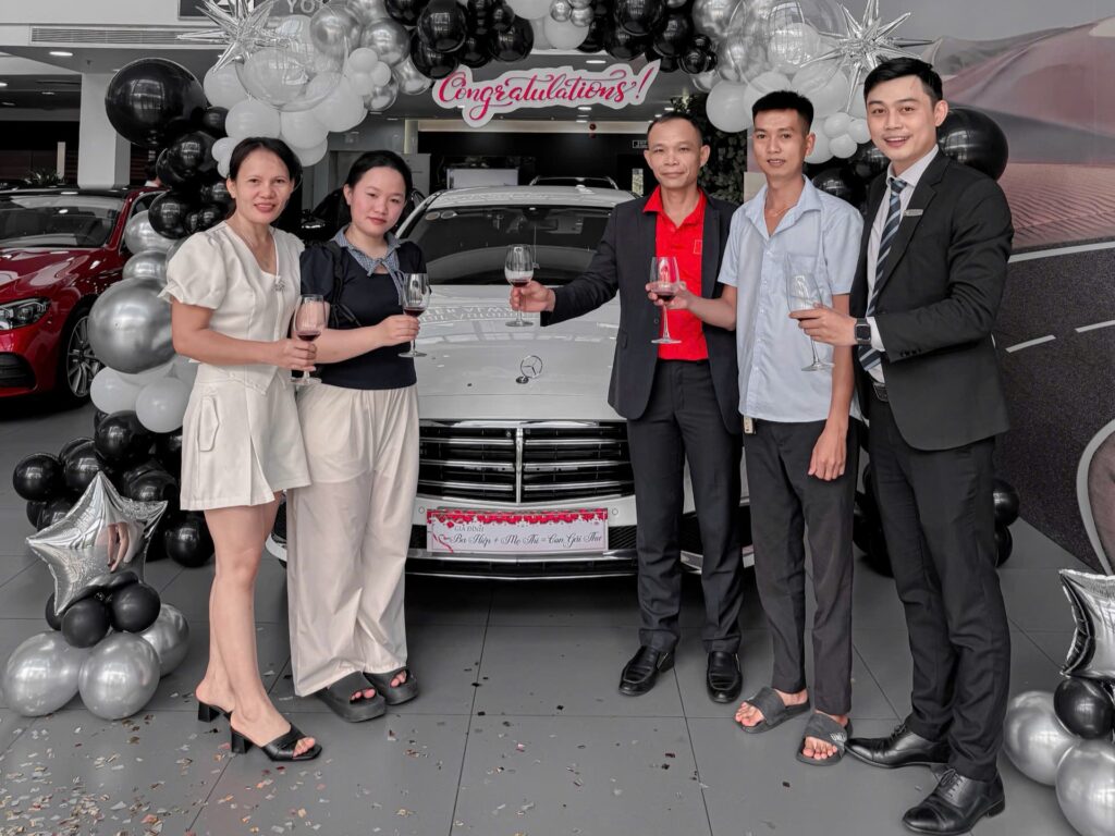 Câu Chuyện Thành Công: Anh Hiệp Mua Mercedes E200 Exclusive tại Phú Mỹ Hưng Câu Chuyện Thành Công Anh Hiệp Mua Mercedes E200 Exclusive tại Phú Mỹ Hưng