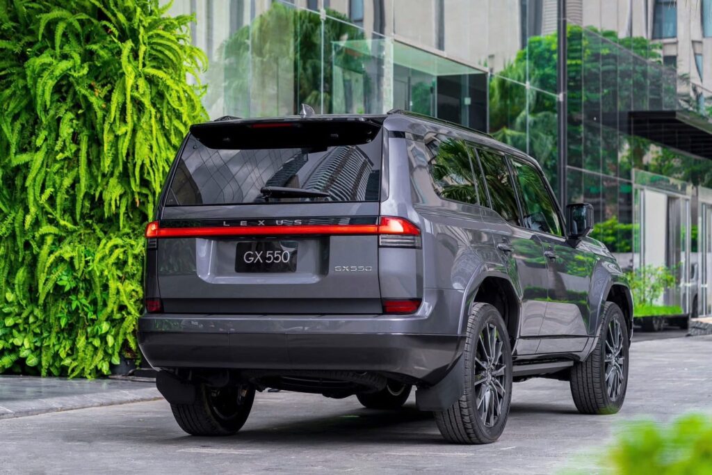 Lexus GX 550 Lexus GX 550 SUV Hạng Sang 7 Chỗ Đa Dụng & Đẳng Cấp