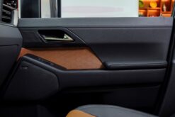 Lexus GX 550 SUV Hang Sang 7 Cho Da Dung Dang Cap 7
