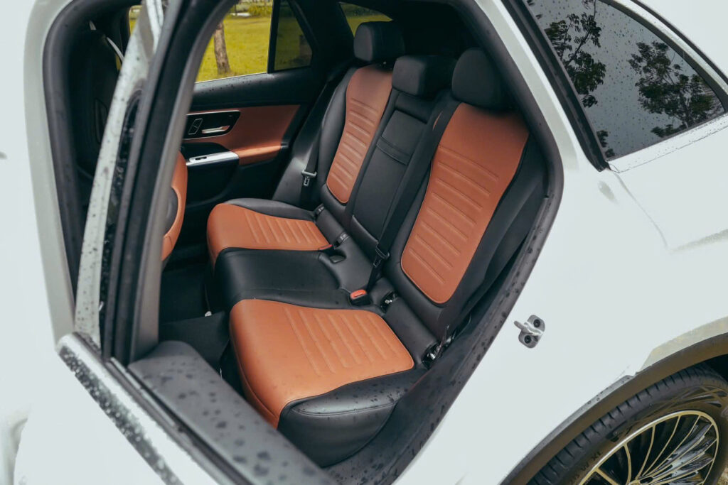 Mercedes-Benz GLC 300 4MATIC 2023: Phân Tích Và Đánh Giá Sau 3 Năm Mua Xe Mercedes-Benz GLC 300 4Matic 2023