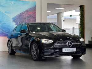 Mercedes C300 AMG Lăn Bánh Tại Tây Ninh