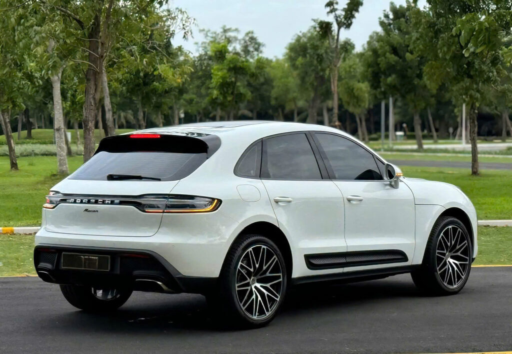 Porsche Macan 2025: Chiếc SUV Thể Thao Đích Thực Định Nghĩa Phong Cách Sang Trọng Porsche Macan Lăn Bánh TP Hồ Chí Minh