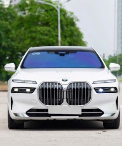BMW 740i Pure Excellence
