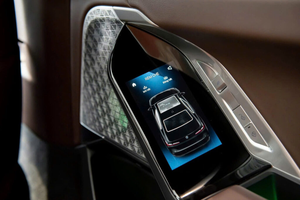 BMW 740i Pure Excellence BMW 740i Pure Excellence