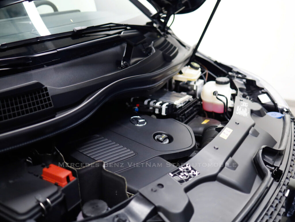 Động Cơ Mercedes-Benz V300 AMG Mới Nhất