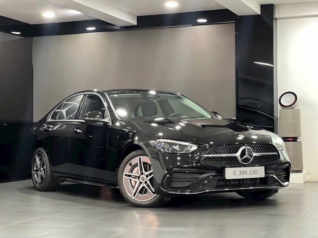 Giá Xe Mercedes C300