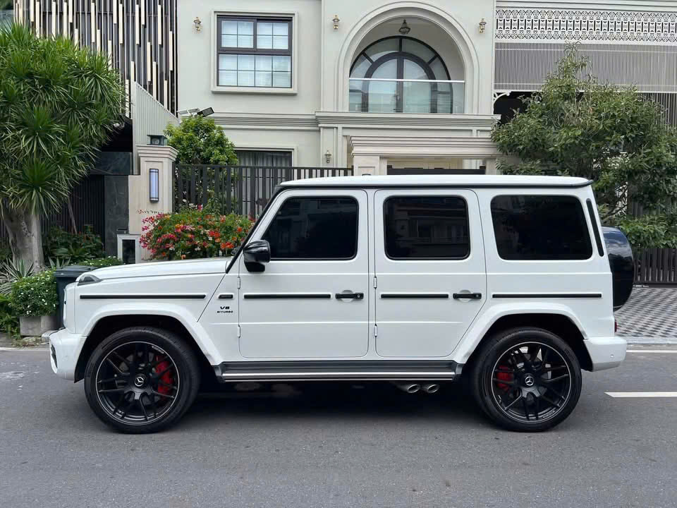 Mercedes-AMG G63 Màu Trắng: 5 Lý Do Khiến Bạn Không Thể Bỏ Qua Mercedes-AMG G63 Màu Trắng