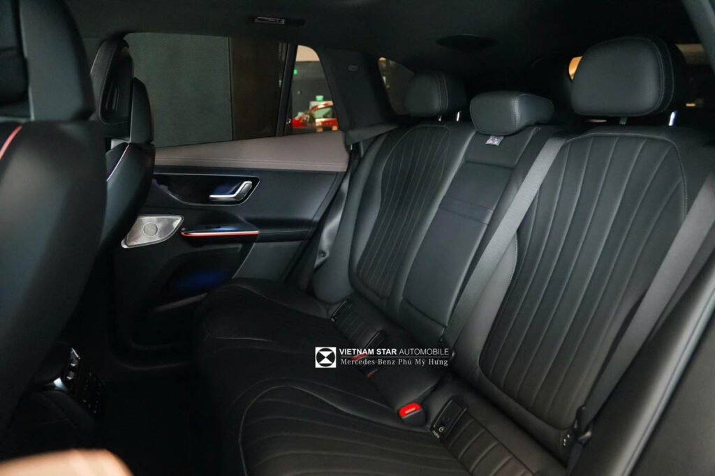 Mercedes-Benz EQE 500 4Matic Màu Trắng