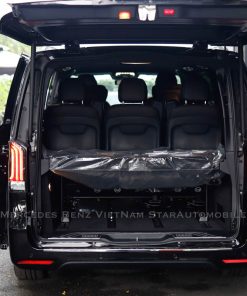 Mercedes-Benz V300 AMG Mercedes-Benz V300 AMG Lăn Bánh Tại Việt Nam