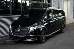 Mercedes-Benz V300 AMG Lăn Bánh Tại Việt Nam