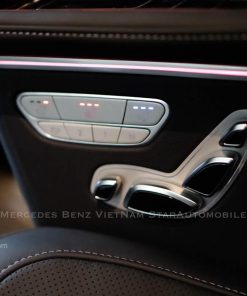 Mercedes-Benz V300 AMG Mercedes-Benz V300 AMG Lăn Bánh Tại Việt Nam