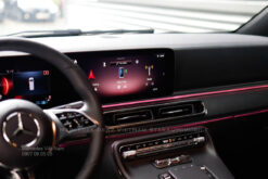 Mercedes-Benz V300 AMG Trang Bị MBUX với màn hình cảm ứng 12,3 inch