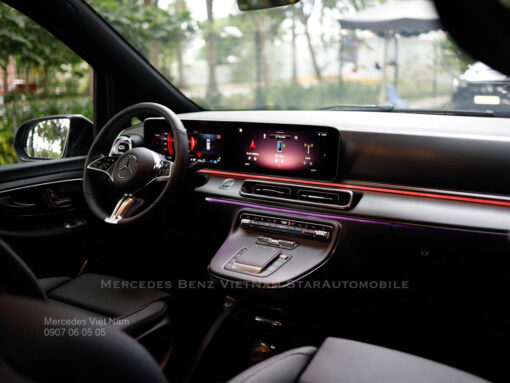 Mercedes-Benz V300 AMG Nội Thất Màu Đen