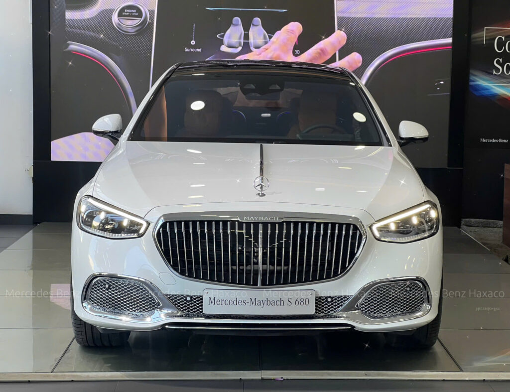 Mercedes-Maybach S680 4Matic Màu Trắng