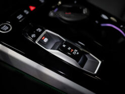 Gia Xe Audi A5 Lan Banh Tai Viet Nam 11