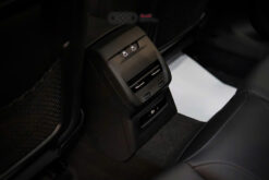 Gia Xe Audi A5 Lan Banh Tai Viet Nam 13