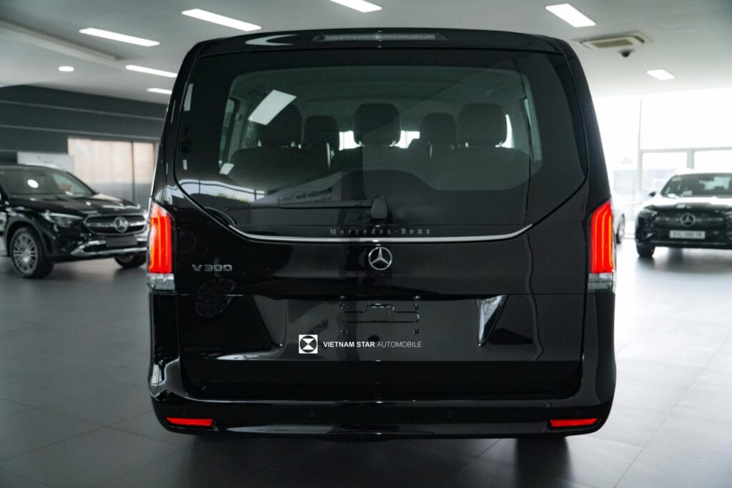 Ngoại Thất Mercedes-Benz V300 Avantgarde