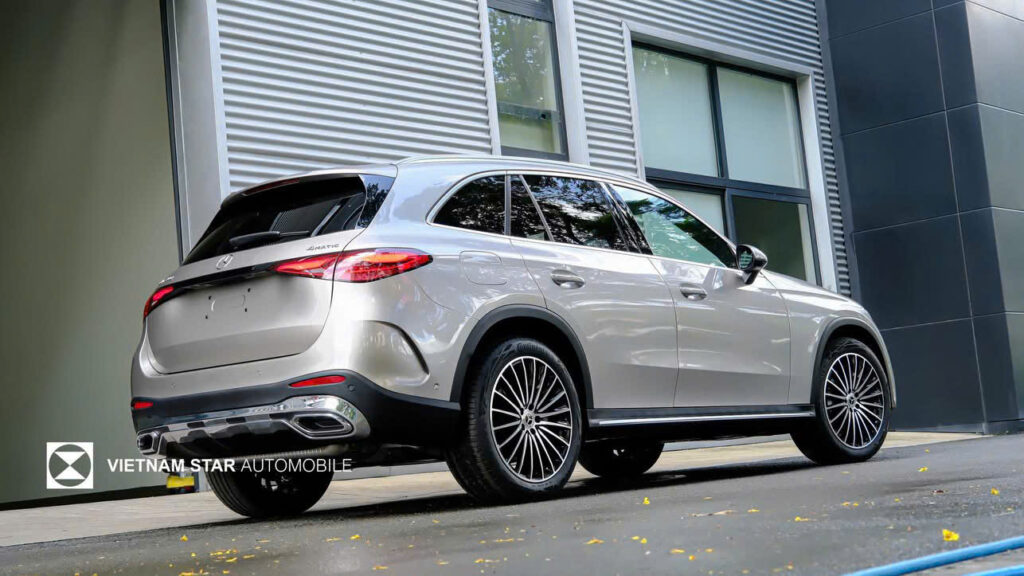 Mercedes GLC 300 4Matic và Volkswagen Teramont X