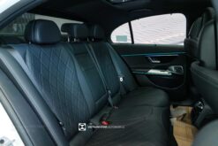 Mercedes Benz E300 AMG 8