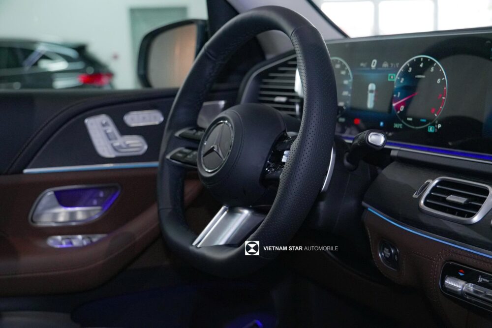 Mercedes-Benz GLS 450 4Matic FL Edition 30 Mercedes-Benz GLS 450 4MATIC FL Edition 30 Nội Thất Nâu