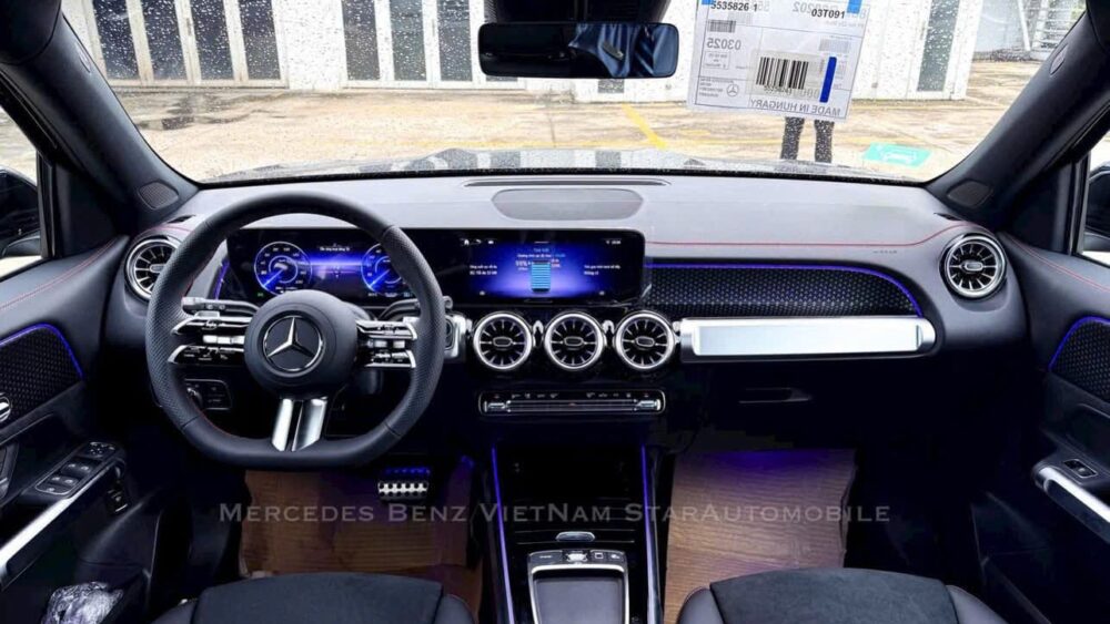 Mercedes-Benz EQB 250+ Facelift Mercedes EQB 2025 Xu Hướng Xe Điện Xanh 2026
