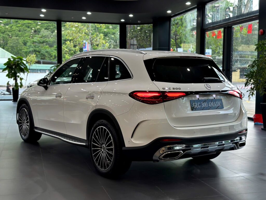 Tìm hiểu giá xe Mercedes GLC 300 4Matic lăn bánh Đà Nẵng