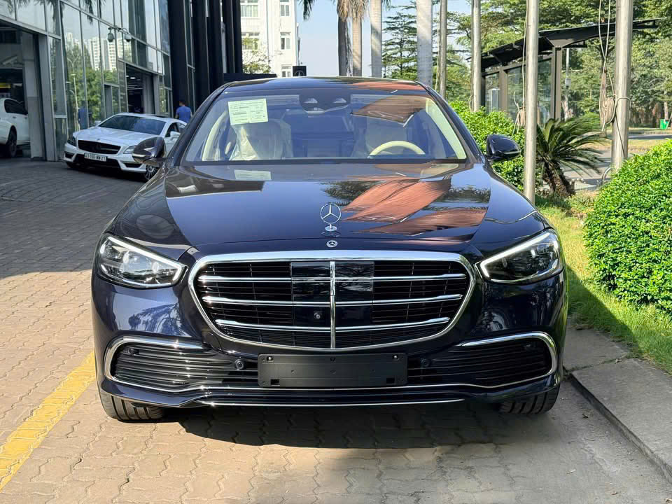Mercedes-Benz S450 4Matic Giảm Tiền Mặt Lên 1,040 Tỷ Đồng