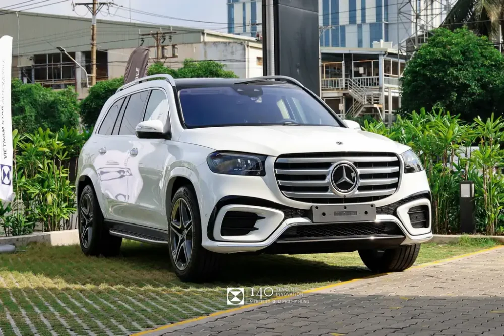 Mercedes-Benz GLS 450 4Matic Với Màu Trắng Sang Trọng