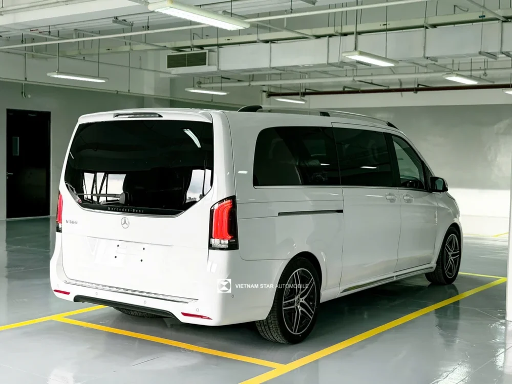 Mercedes-Benz V300 AMG